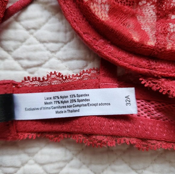 3/$20 Red Lace Bra - Picture 5 of 5